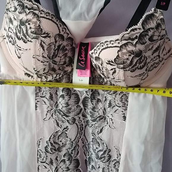 Lingerie set - Picture 6 of 8